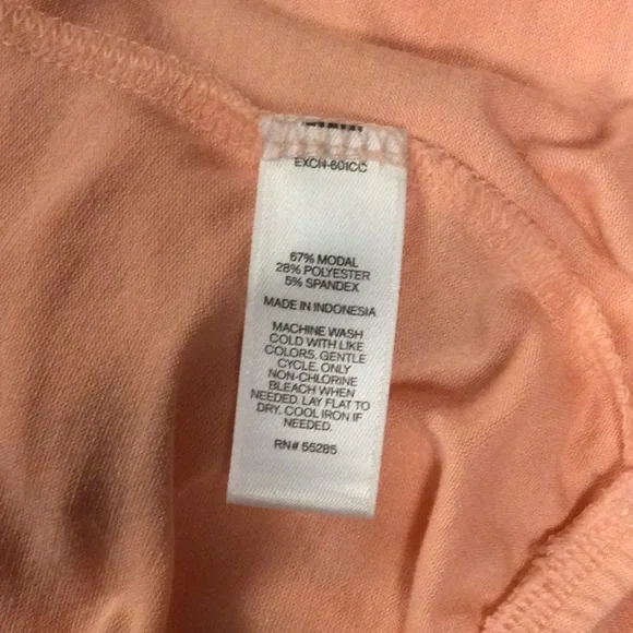 *Last Chance Sale* Express Peach Top - Picture 5 of 5